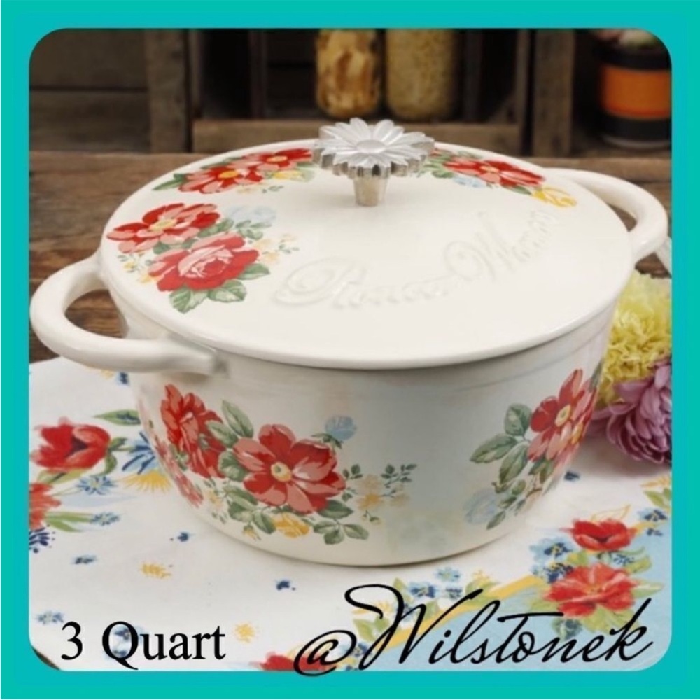 Last one Rare- The Pioneer Woman 3qt. Vintage Floral enamel Cast Iron Dutch Oven
